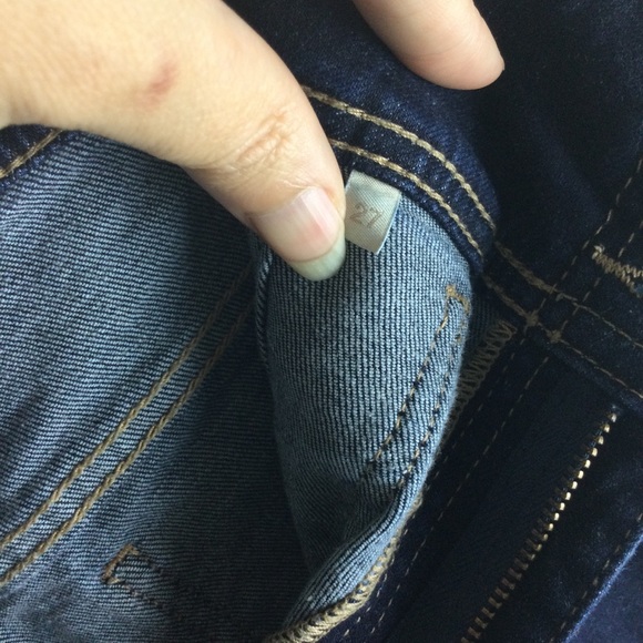 BCBGMAXAZRIA High Rise Crop Flare Jeans Size 27 - Picture 8 of 8